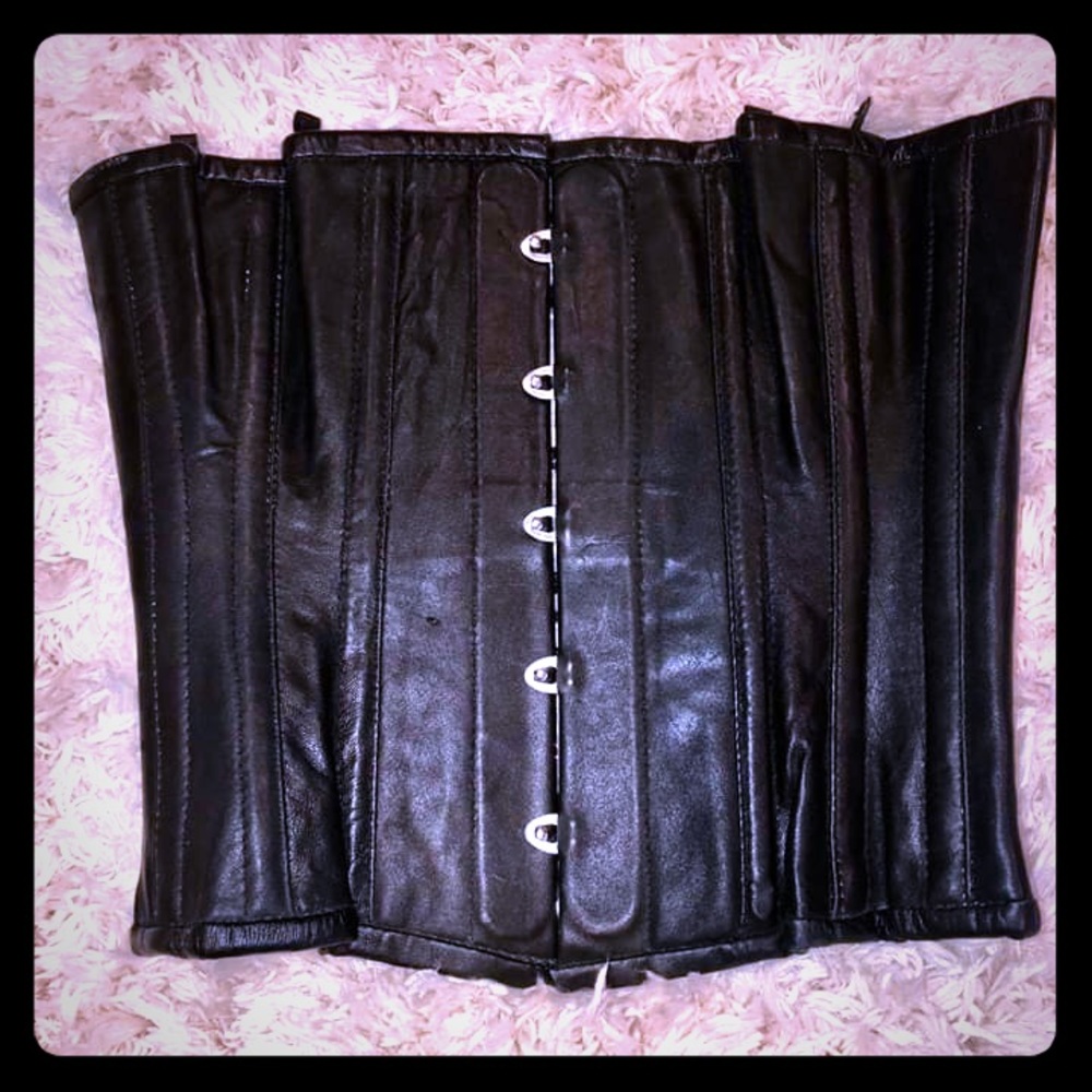 Alter Ego Waist Trainer for size 6/8